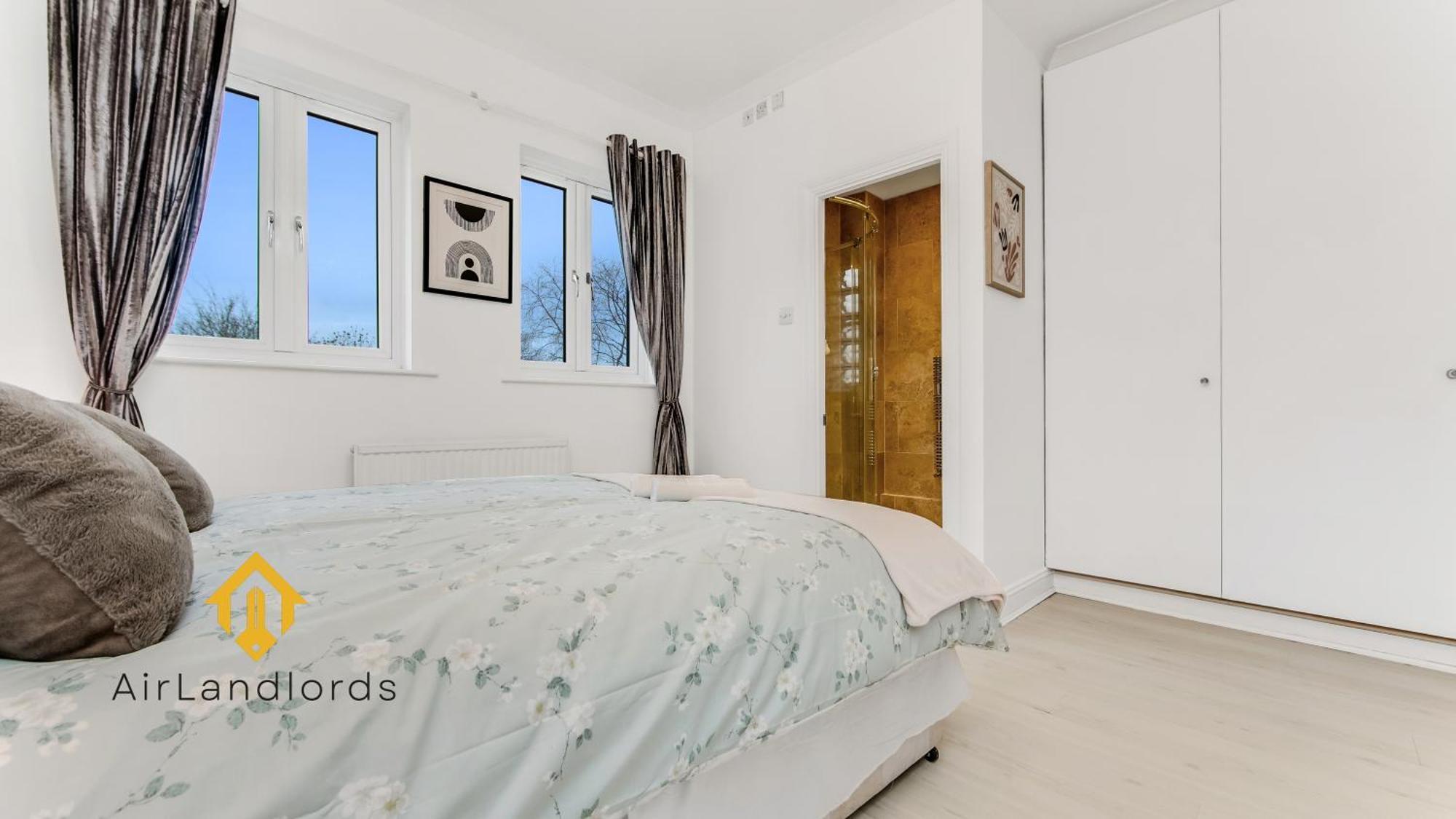 Exclusive 4 Bedroom House In The Heart Of Hackney! Londra